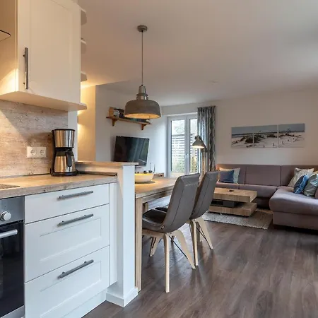 Appartementhaus Olsdorfer Strasse Gluecksmomente Unten